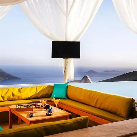 Berlin - Hill Villa Kalkan
